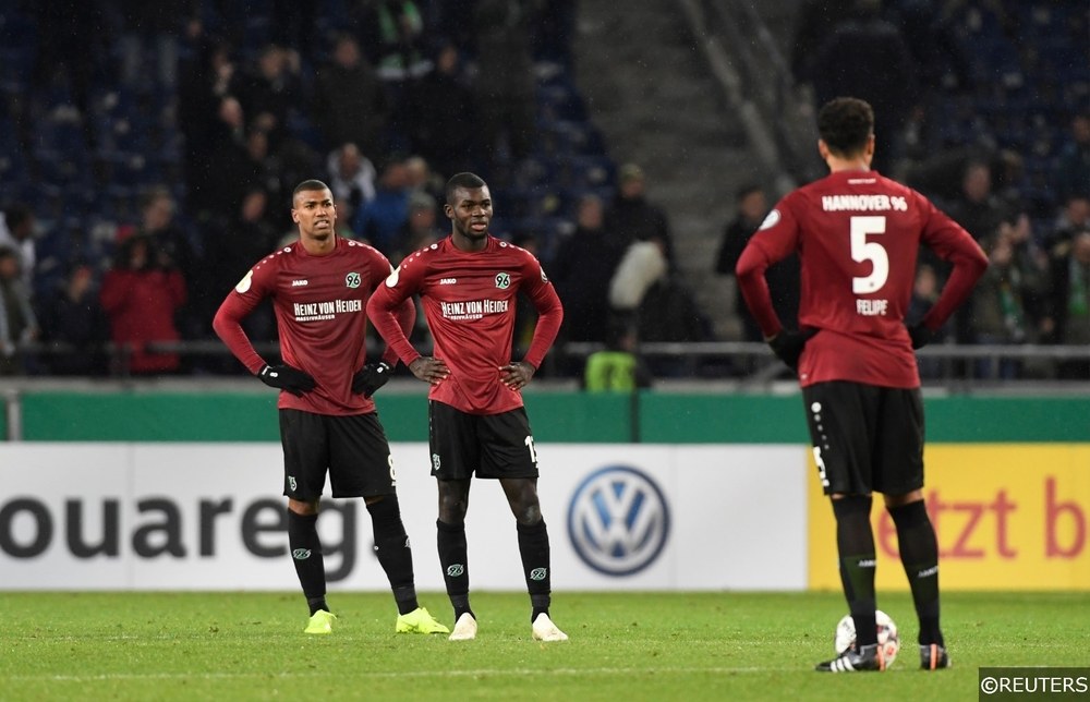 Hannover 96 Ihlas Bebou, Felipe and Jonathas look dejected